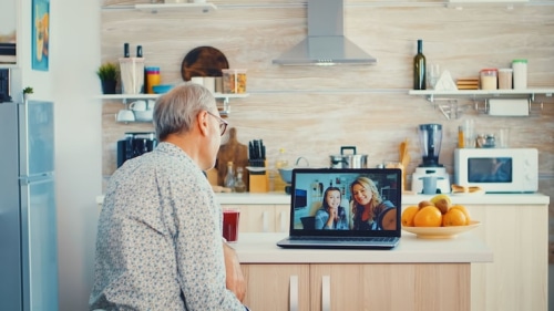 5 Ways Telemedicine Improves Elderly Care Today